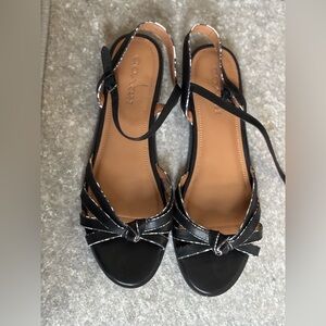 Coach Sophia Sandals in Black Leather White Piping Detail Strappy Knot Luxury